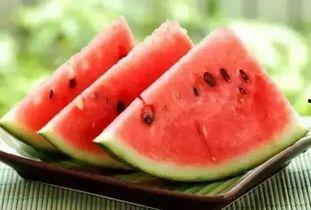 吃瓜原本的意思,揭秘“吃瓜群众”的起源与演变