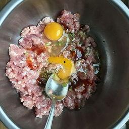 榆瓜饺子怎样吃,传统美味，多样食法探索